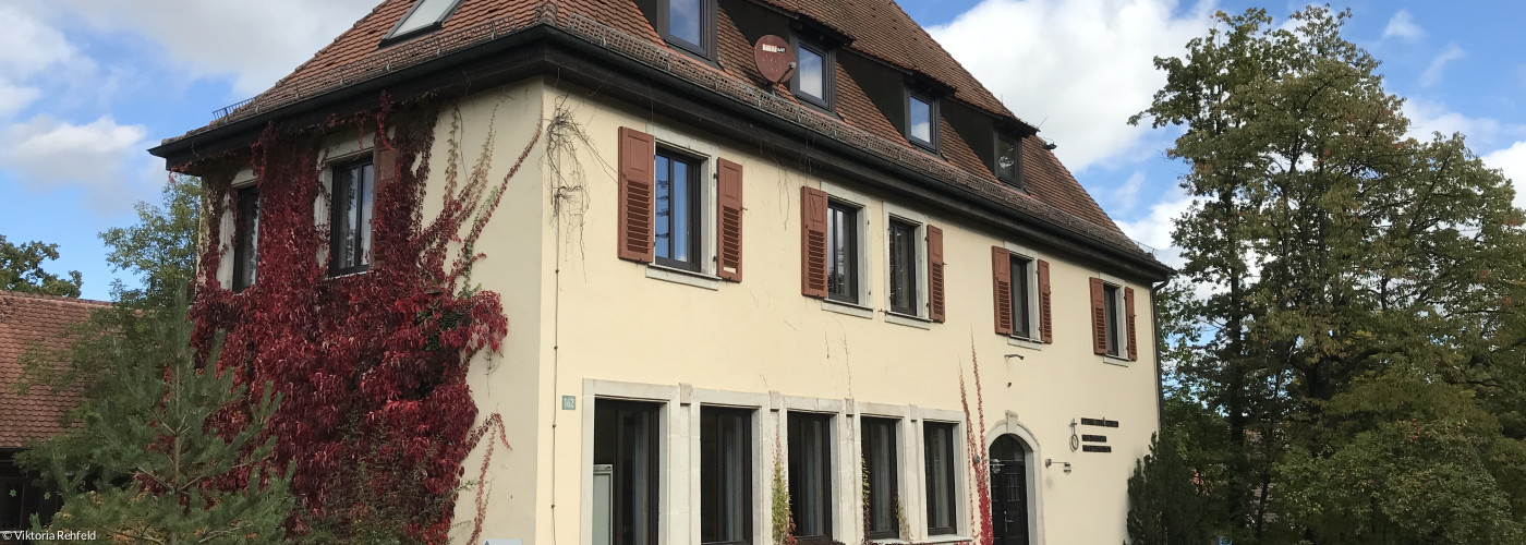 Außenansicht des Dekanatsjugendheims in Schornweisach