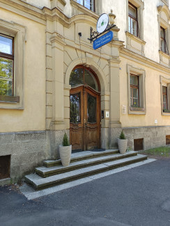 Außenansicht des Evangelischen Kinderhauses Albert Schweitzer in Scheinfeld